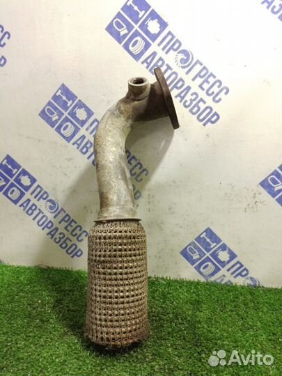 Приемная труба глушителя Volkswagen Polo седан 1.6