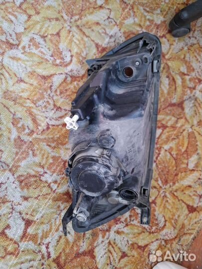 Фара левая,на Гранту