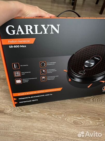 Робот пылесос garlyn