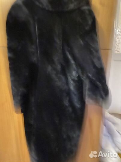 Шуба цигейковая новая, черна