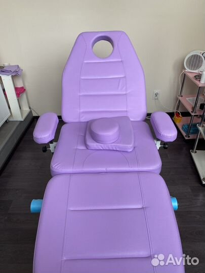 Кушетка косметологическая