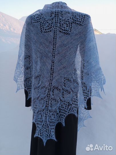 Вязаная шаль