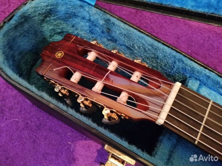 Классическая гитара Yamaha C300a