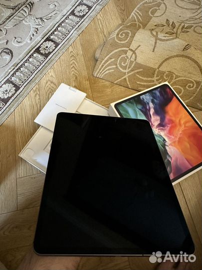 iPad pro 12.9 2020 256 + Magic Keyboard