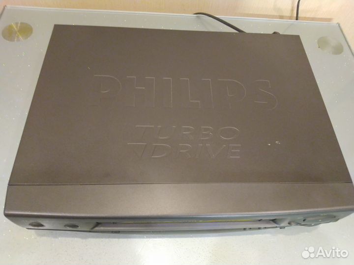 Видеомагнитофон philips VR497