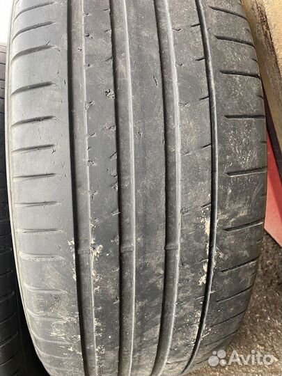 Pirelli P Zero 255/55 R19
