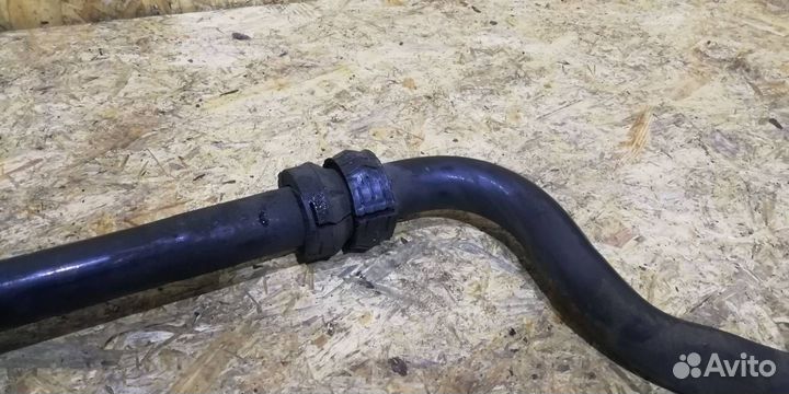 Стабилизатор передний Volkswagen Touareg 2 2012