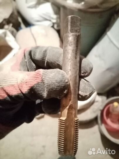 Метчики, плашки