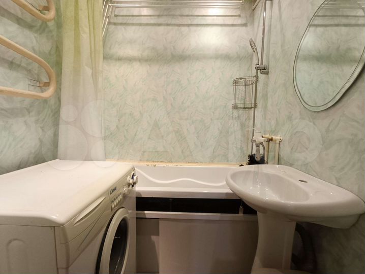 2-к. квартира, 45 м², 1/9 эт.