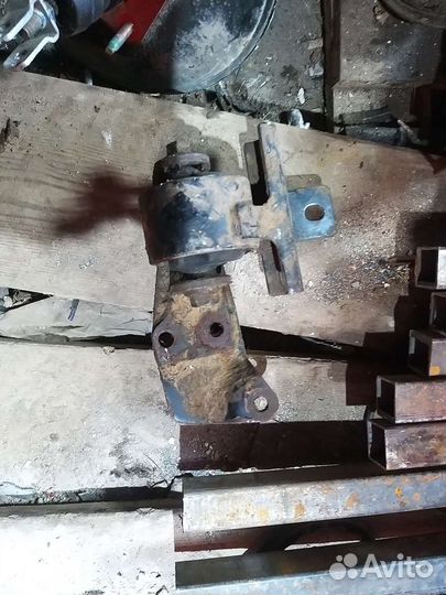 Подушка двигателя лифан бриз