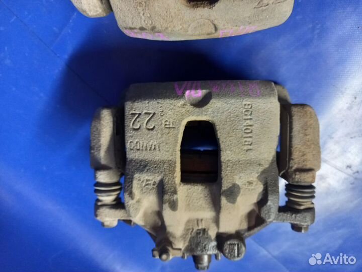 Суппорт тормозной передний Kia Rio III (2011—2015)