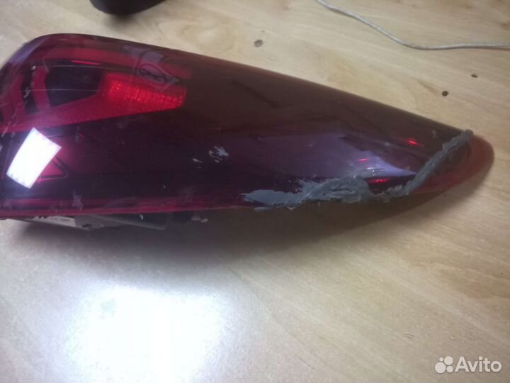 Фонарь задний правый kia rio x 92402H0800