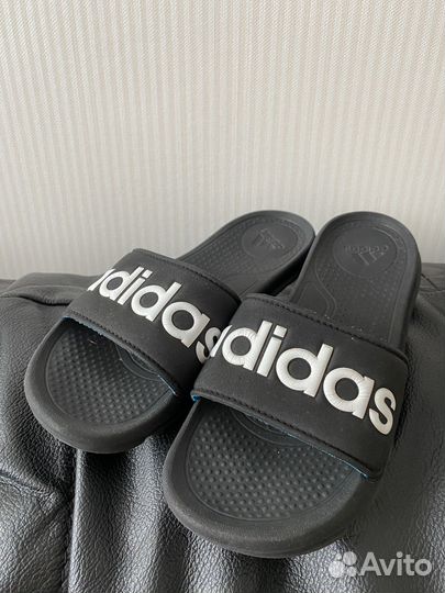 Шлепки adidas