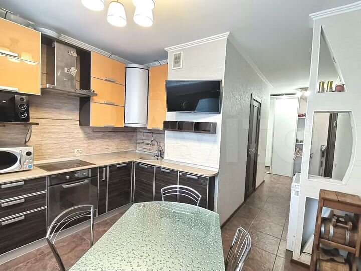 2-к. квартира, 58,6 м², 12/16 эт.