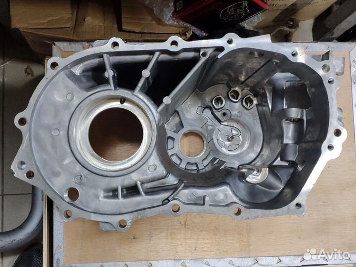 Корпус МКПП со стороны дифференциала MK / GC6