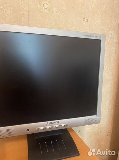 Монитор Mitsubishi Diamond Point vm72lcd