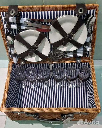 Набор для пикника плетённый (чемодан) на 6 персон