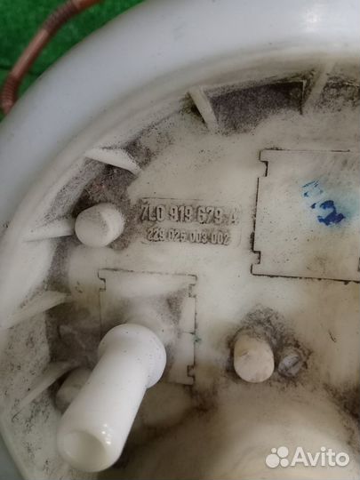 Бензонасос правый Porsche Cayenne 9PA M02.2Y (3.2)