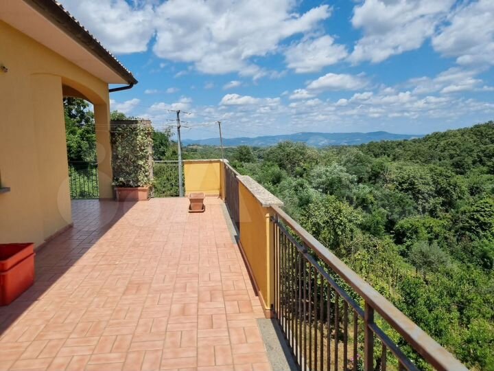 Дом 558 м² (Италия)