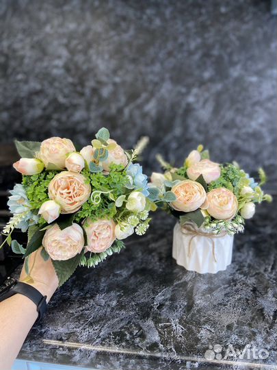 Интерьерные композиции из искусственных цветов