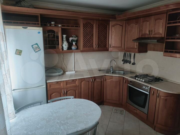 2-к. квартира, 50 м², 4/5 эт.