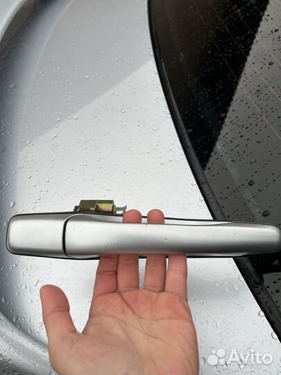 Ручка двери правая лансер 9