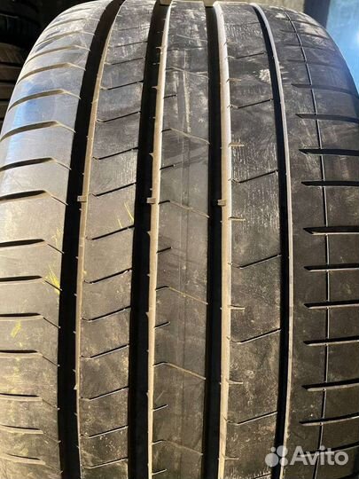 Pirelli P Zero 315/35 R21