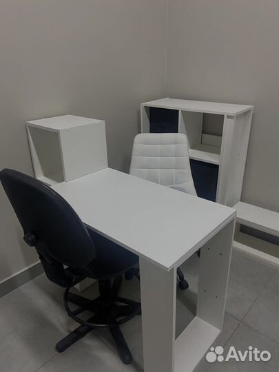 Место для мастера ногтевого сервиса в студию