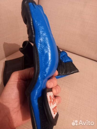 Перчатки для мма