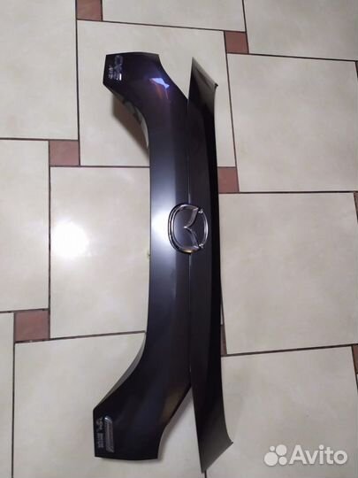 Накладки крышки багажника Mazda CX 2018