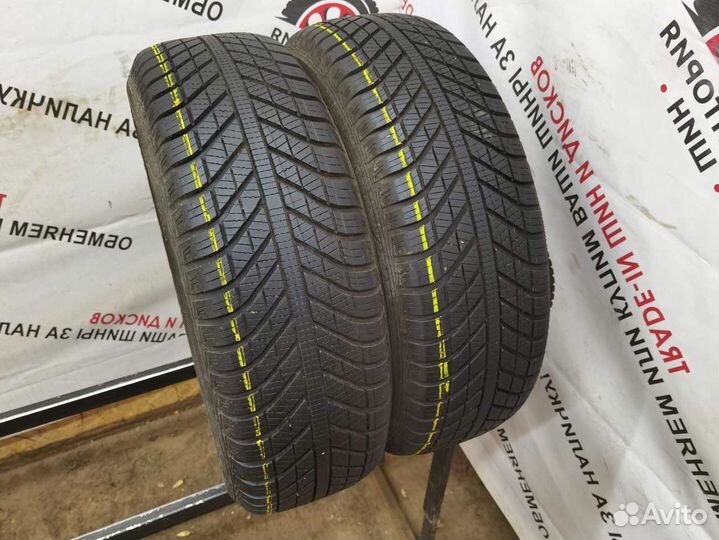 Goodyear Vector 4Seasons 195/60 R16 89M