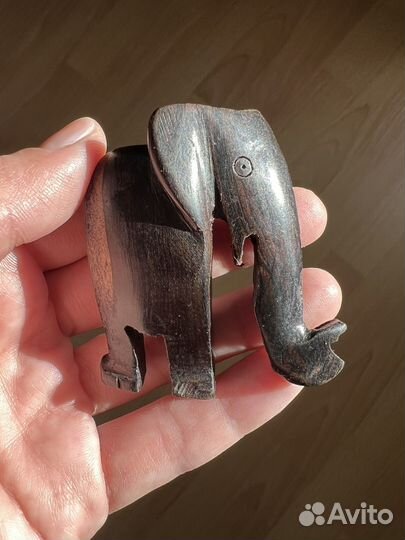 Африканская статуэтка