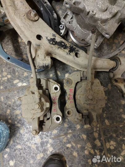 Суппорт nissan almera N16 правый, левый