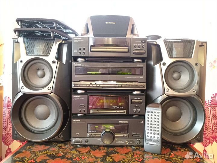 Музыкальный центр Technics se-ch570 с 600 аккуст