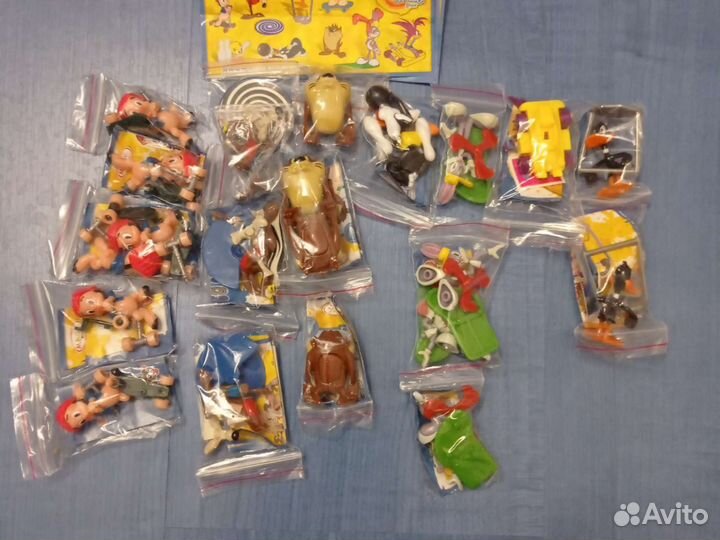 Looney tunes Kinder 2011 все допы