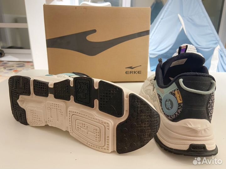 Кроссовки мужские erke 43-44р