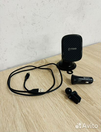 Автомобильные держатели для мобильных устройств