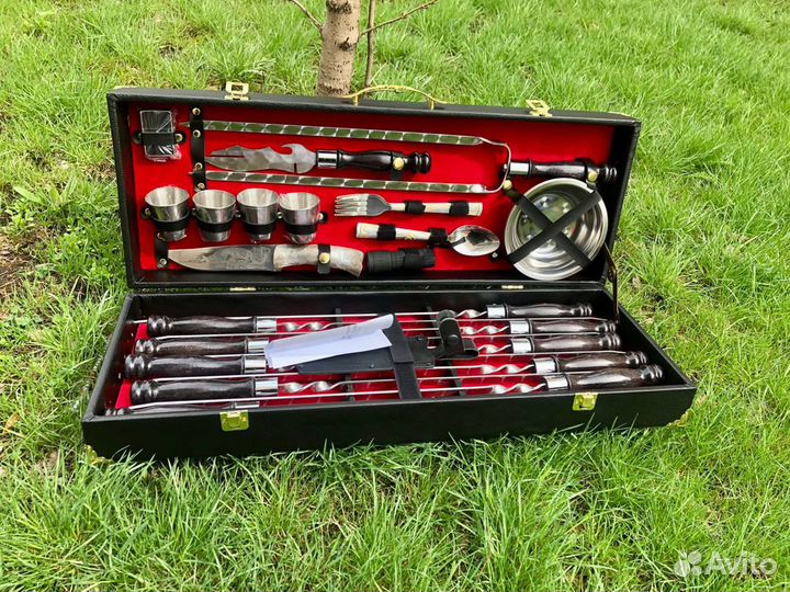 Набор с шампурами