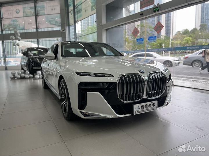 BMW 7 серия 3.0 AT, 2022, 2 000 км