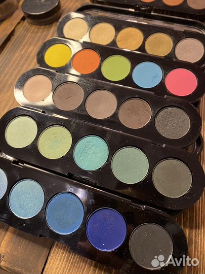 Палитра теней make up atelier