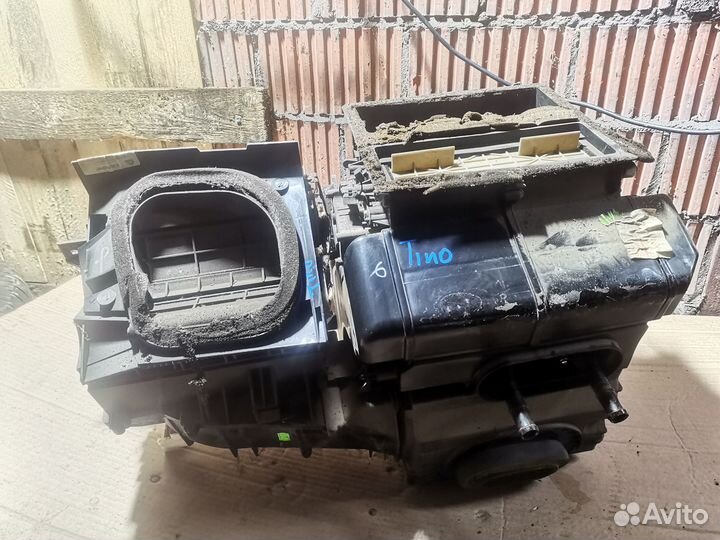 Корпус отопителя Nissan Almera Tino