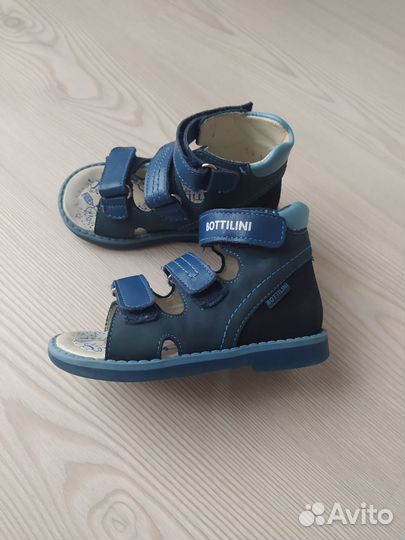 Сандалии для мальчика 24 размер