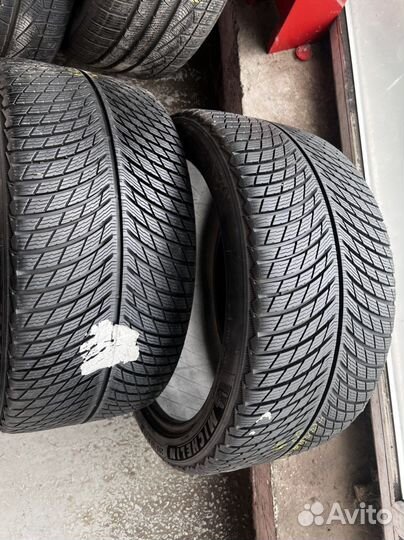 Michelin Pilot Alpin 5 SUV 295/35 R21