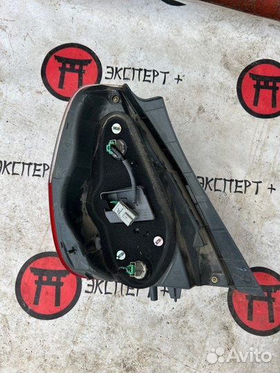 Стоп-сигнал правый Honda Fit GD1 L13A 2004-2005