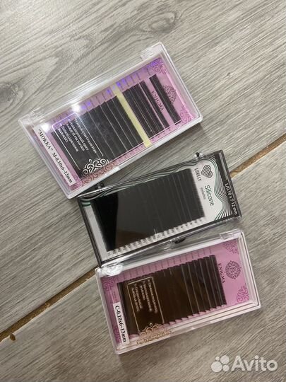 Для наращивания ресниц enigma