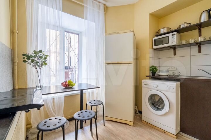 Комната 16 м² в 4-к., 1/6 эт.