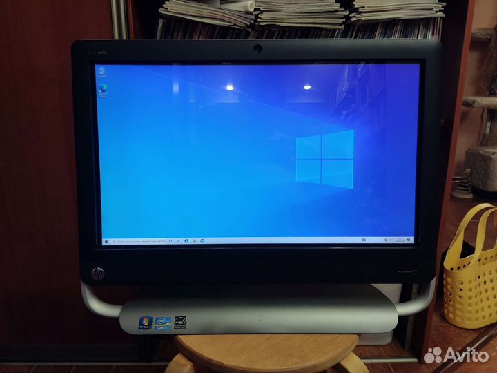Моноблок HP TouchSmart 520-1108er