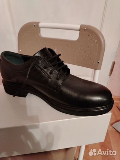 Обувь новая