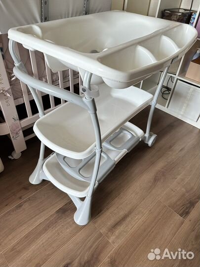 Пеленальный столик CAM Nuvola с ванночкой