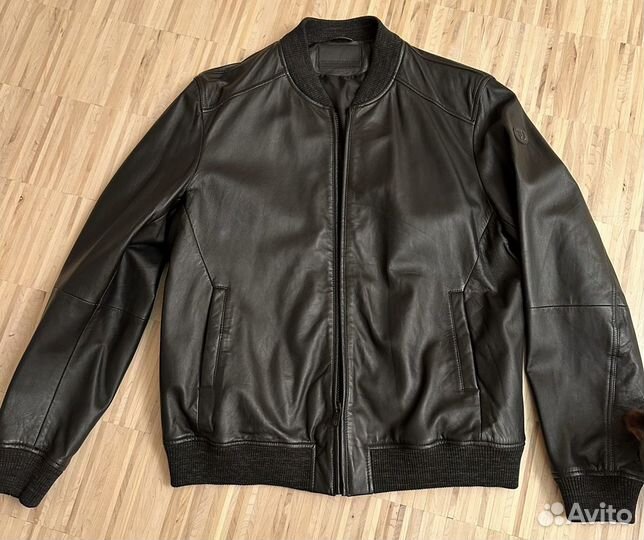 Кожаная куртка мужская Trussardi